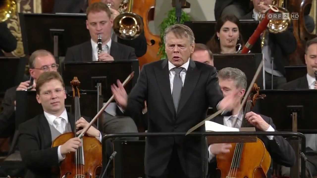 Vienna Philharmonic New Year's Concert 2016 - Part 2.mp4_005370379.jpg